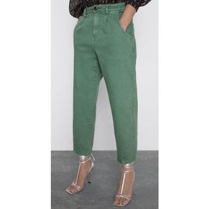 NEW ZARA Washed Effect Pleated High Waisted Cropped Jeans Size L